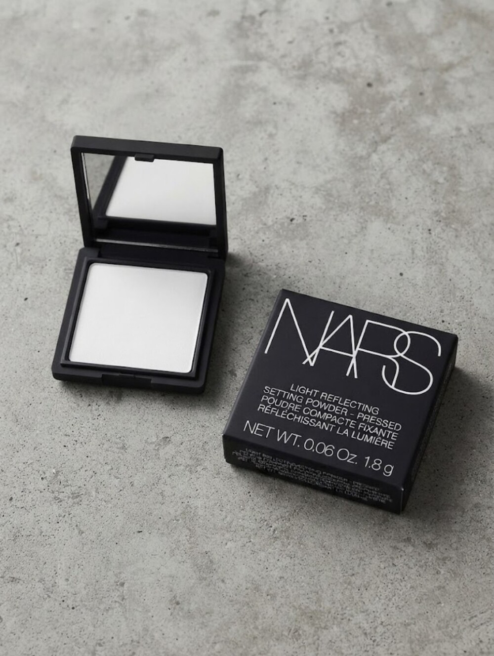 NARS Light Reflecting Pressed Setting Powder